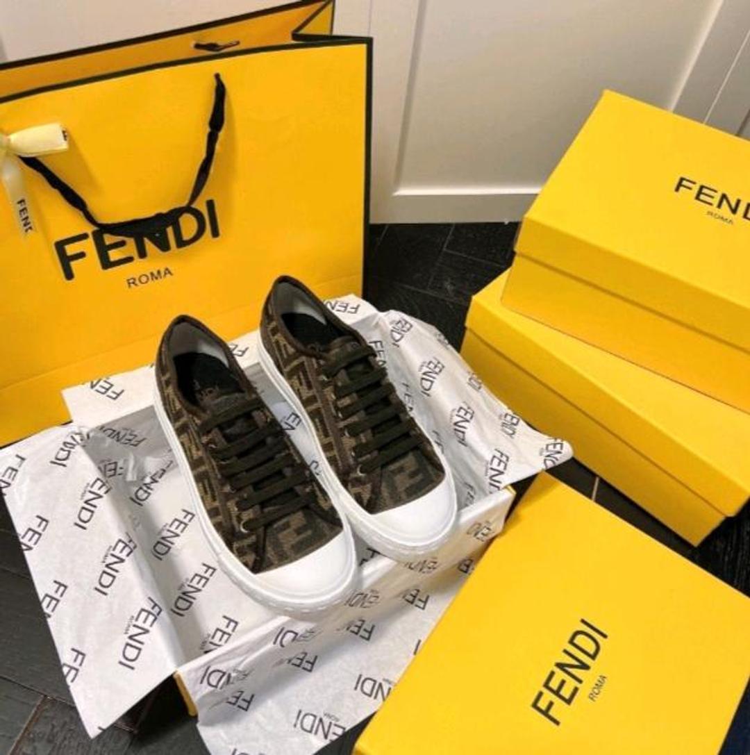 Fendi Кроссовки коричневый — фото 2