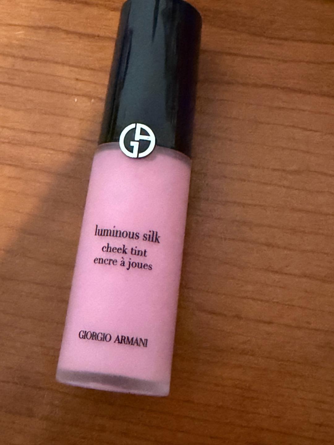 Giorgio Armani Giorgio Armani Luminous Silk Cheek Tint румяна 53 Bold Pink — фото 2