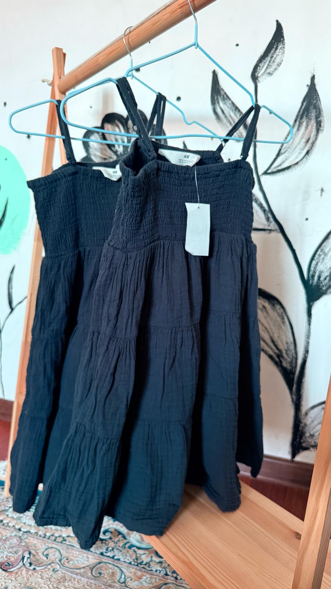 H&M Платье на девочку за 2шт — фото 2