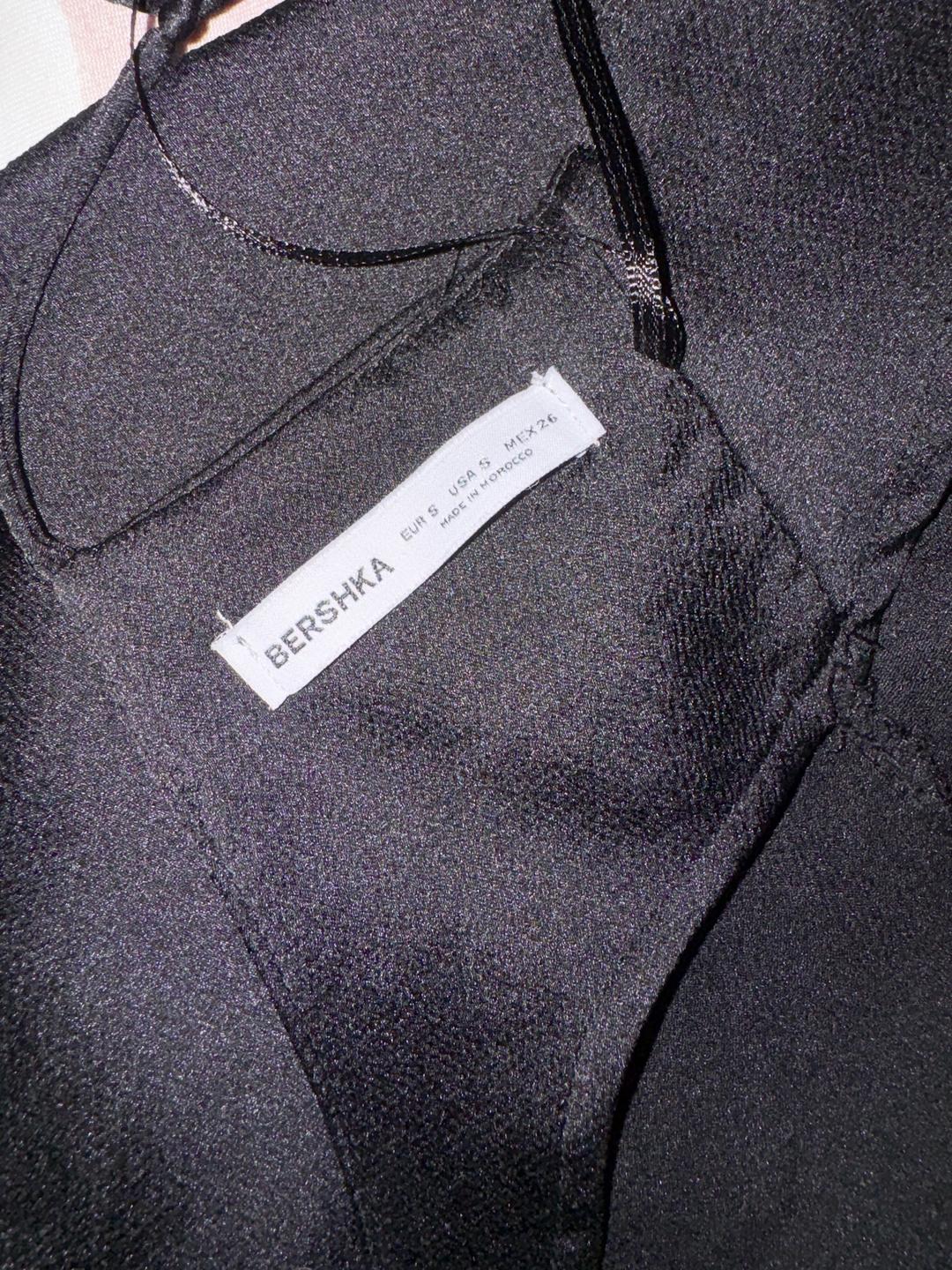 Bershka Черное платье Bershka — фото 2