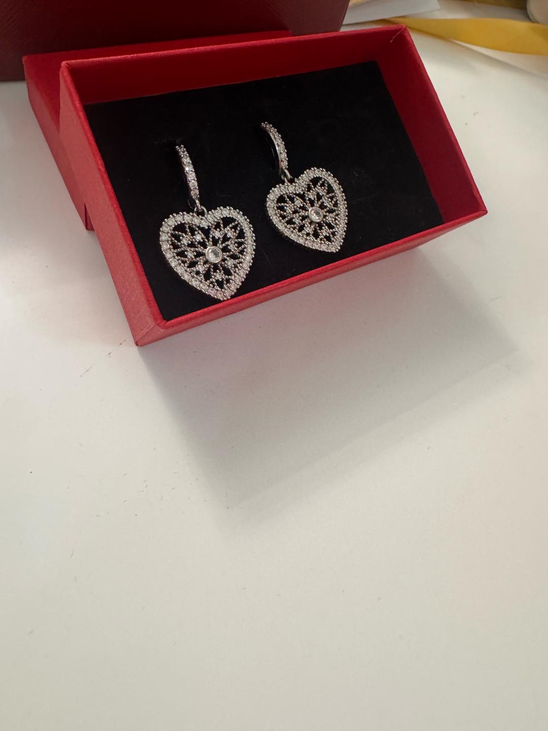 Miras Jewerly Бижутерия: серьги с камнями в форме сердца — фото 2