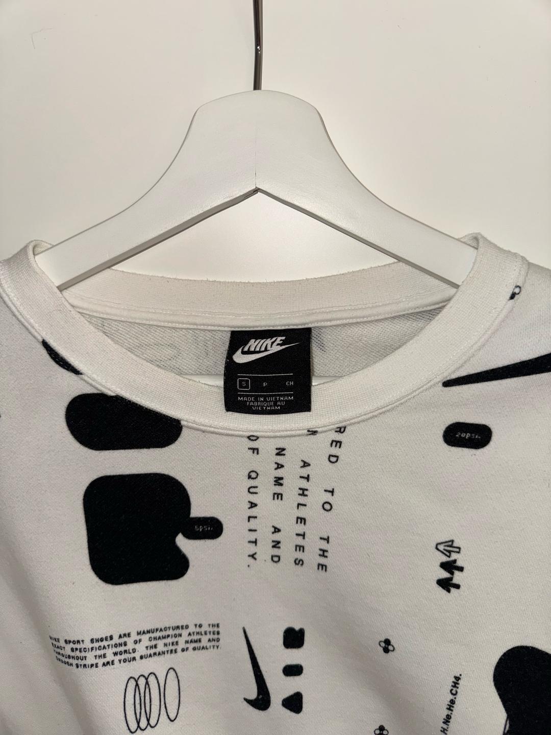 Nike Свитшот Nike белый с принтом — фото 2