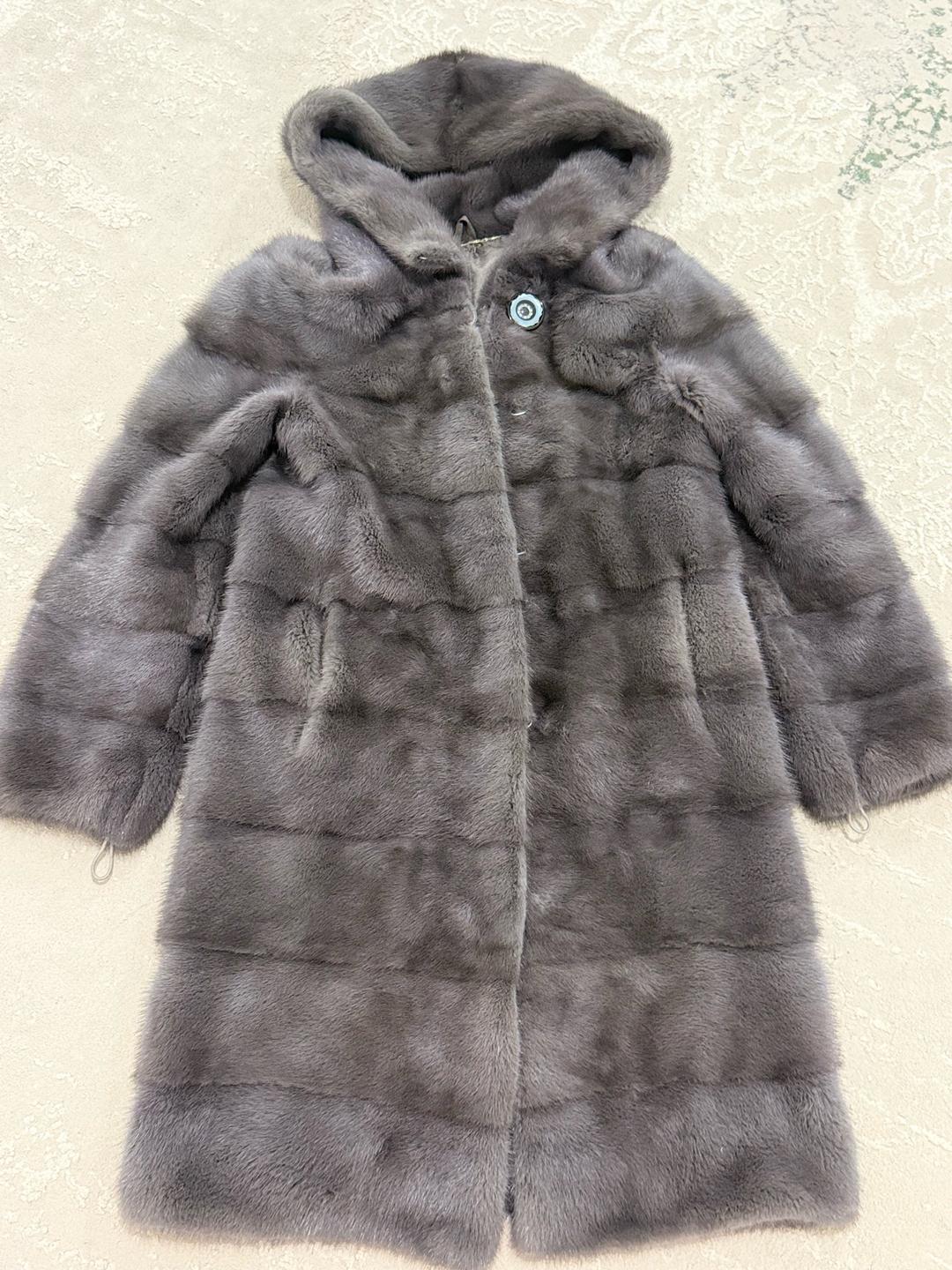amo furs Шуба норковая , цвет графит с капюшоном — фото 2