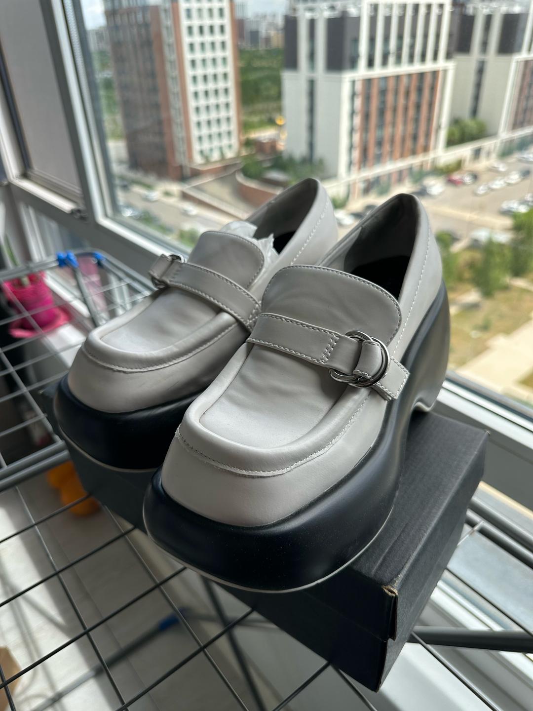 Charles & Keith Ботинки от Charles&Keith — фото 2