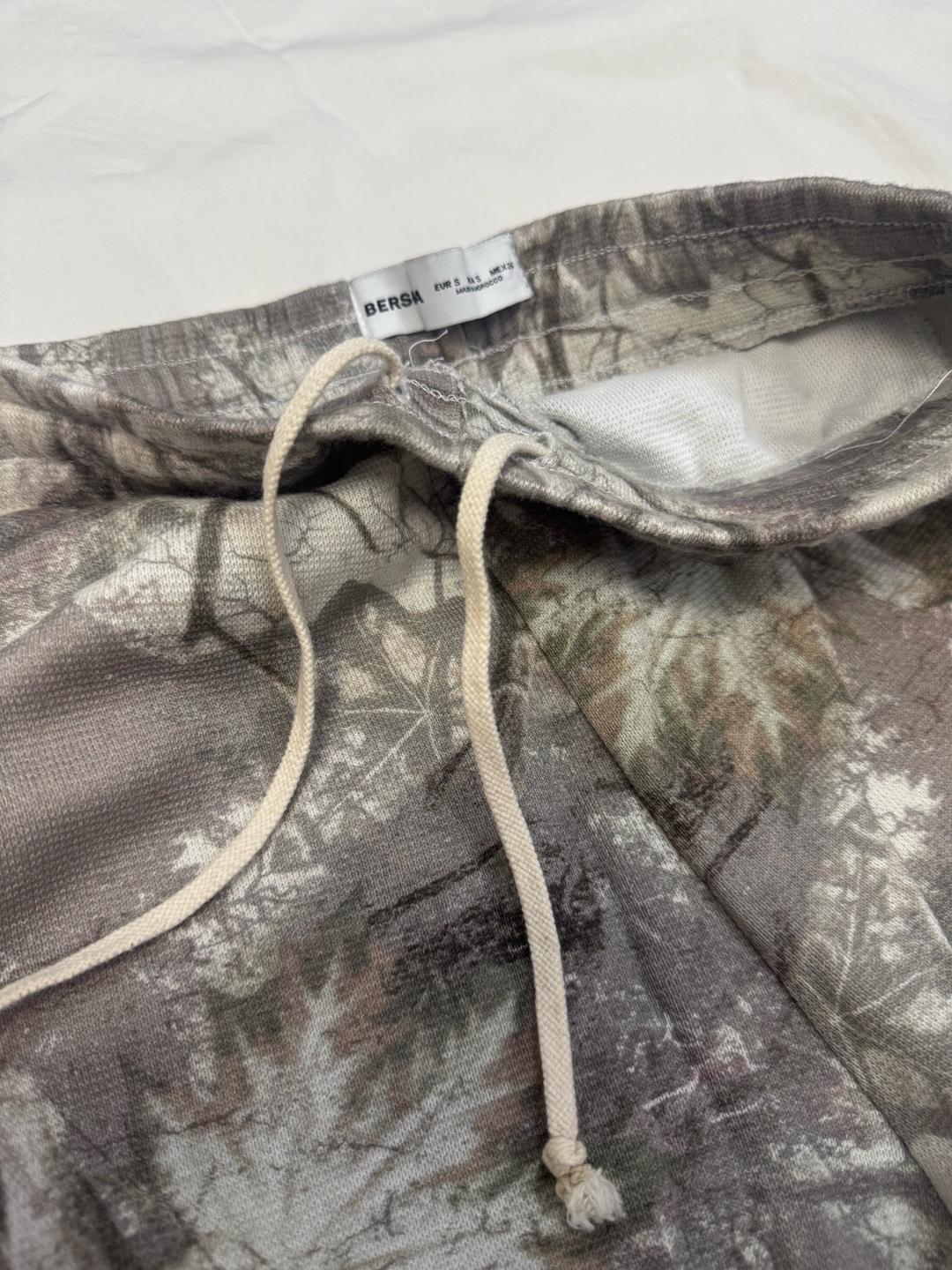 Bershka Штаны с принтом Bershka — фото 2