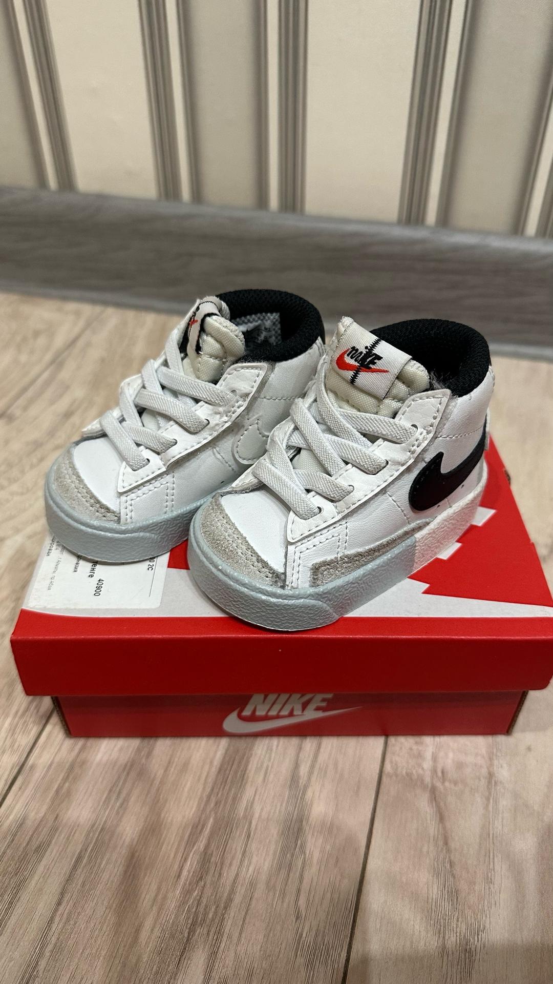 Nike Кроссовки “Nike” — фото 2