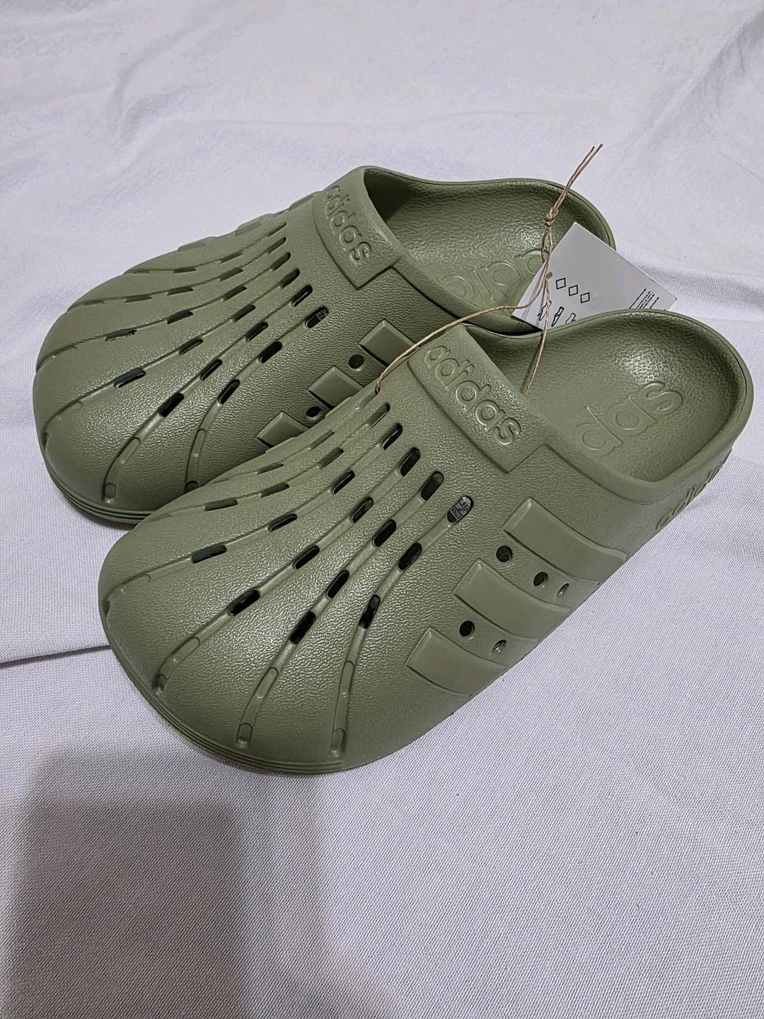 Adidas Топ кроксы 2026 от Adidas — фото 2