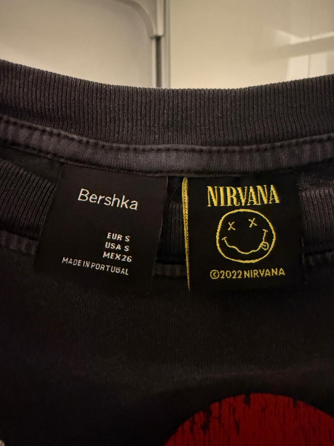 Bershka Кроп футболка Bershka Nirvana — фото 2
