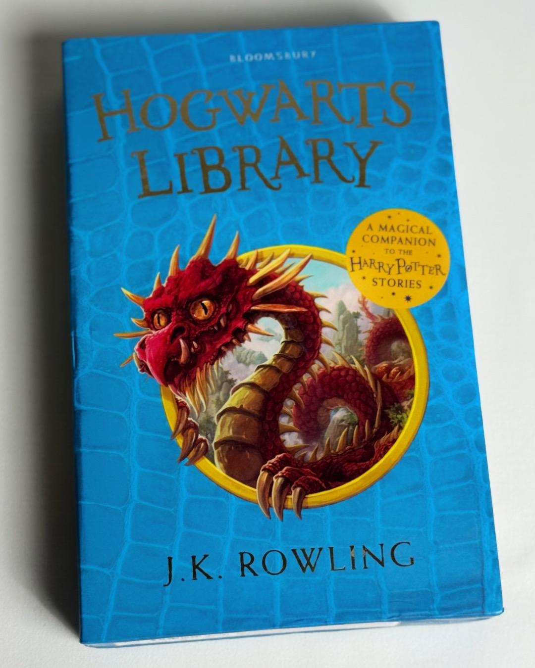 Джоан Роулинг Hogwarts Library Box Set / Комплект «Библиотека Хогвартса» — фото 2