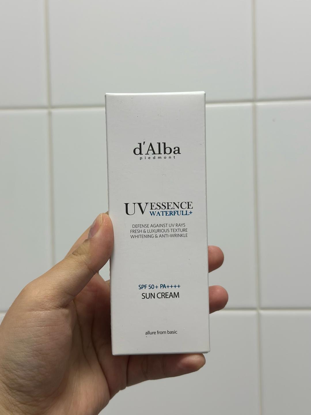d'Alba d'Alba Waterfull Essence Sun Cream солнцезащитный крем — фото 2