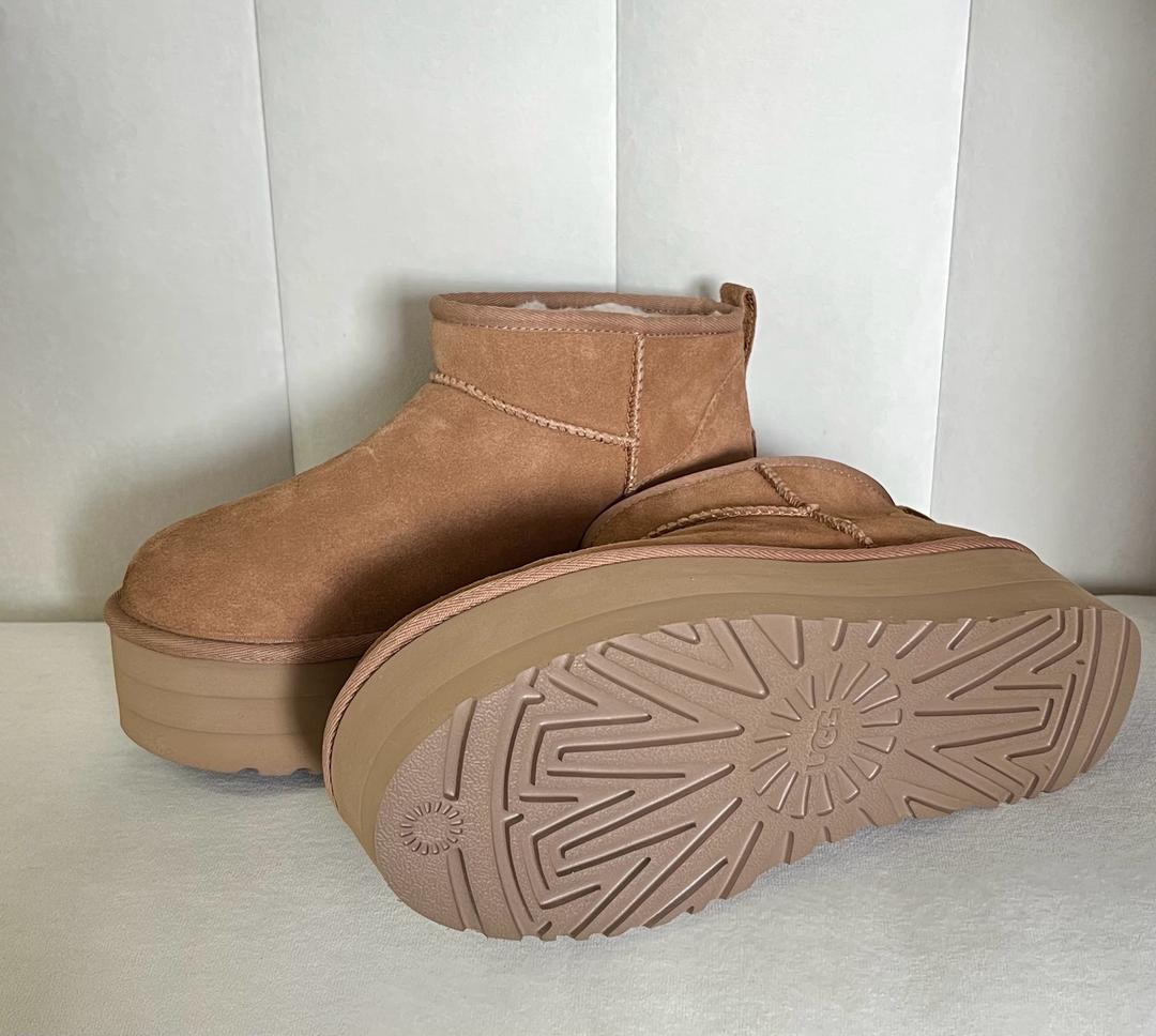 UGG Женская зимняя обувь UGG — фото 2
