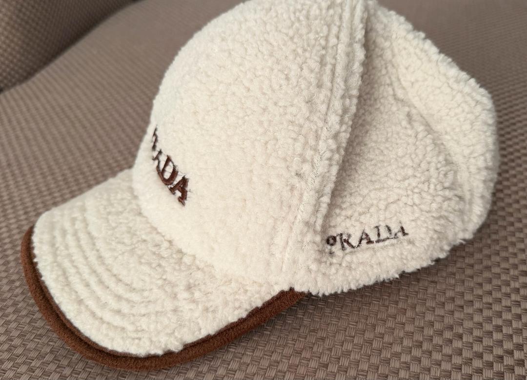Prada Бейсболка Prada, теплая — фото 2