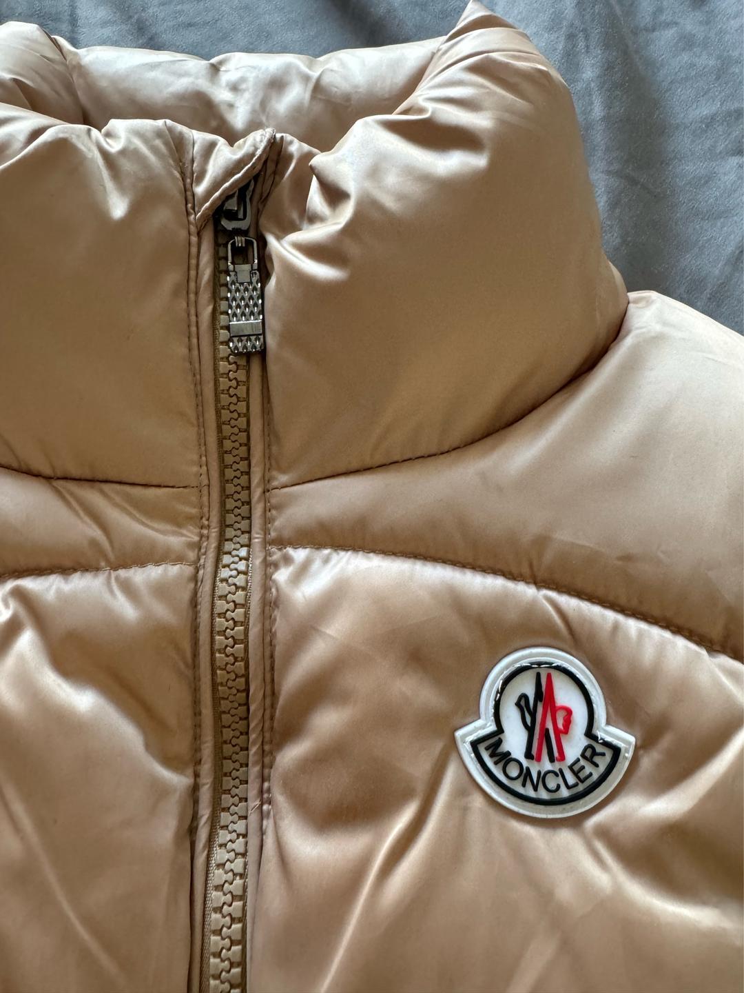 Moncler Детская жилетка Moncler 1-2 года — фото 2