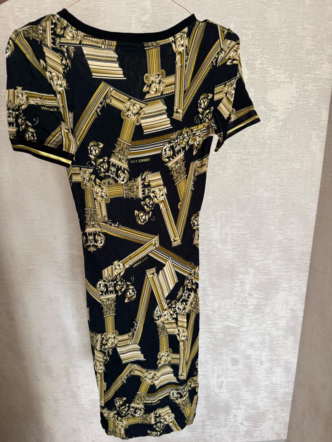 Versace Платье футболка от Versace — фото 2