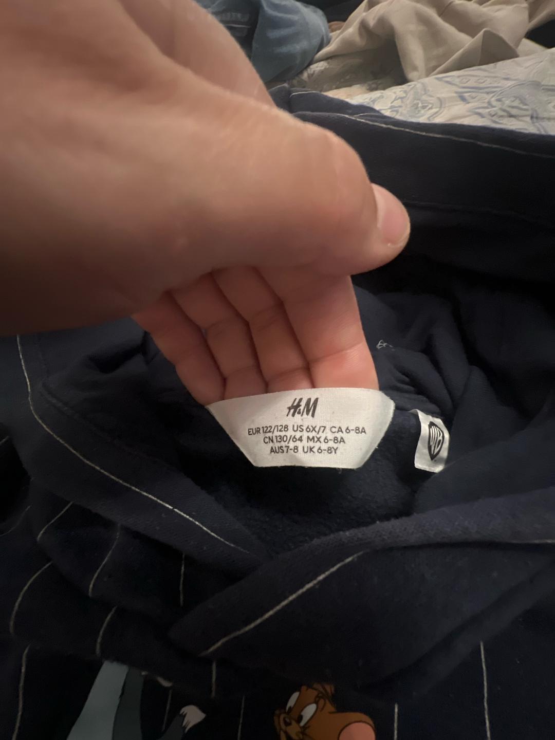 H&M Худи H&M Tom and Jerry на 4-5 лет — фото 2