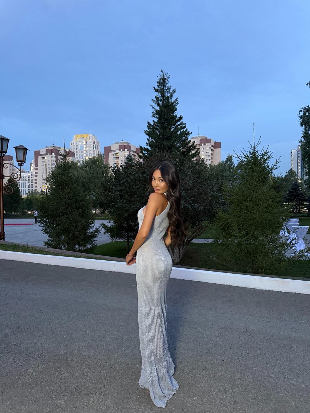 try on dress Длинное вечернее платье американка с воротником — фото 2