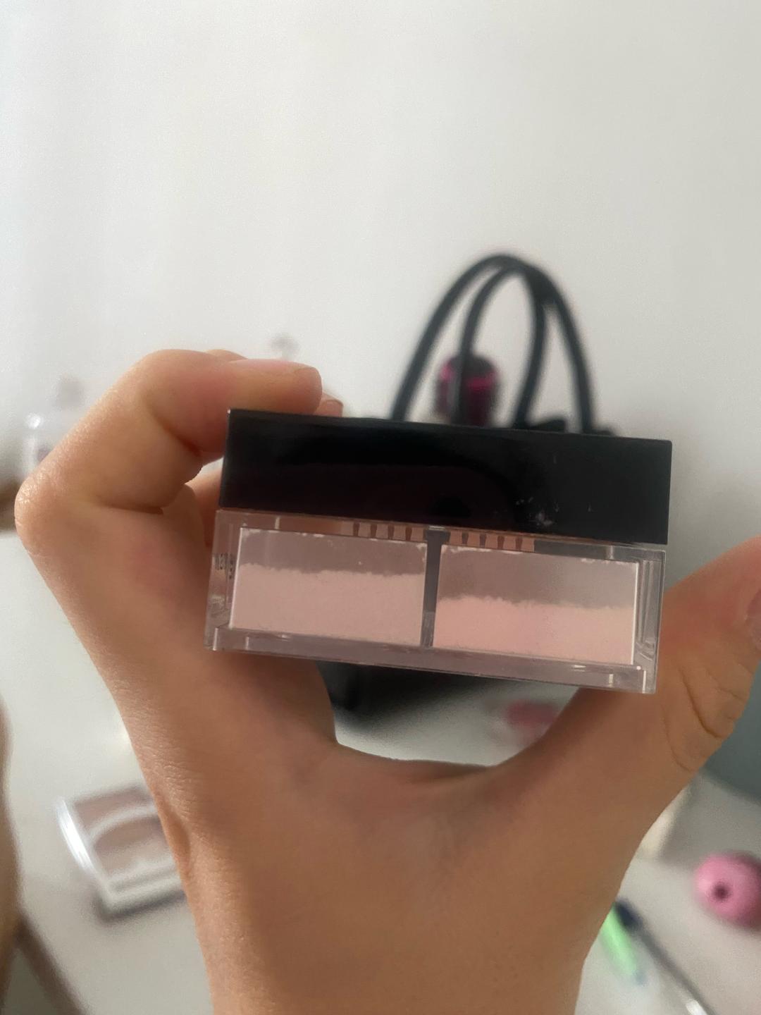 Givenchy Пудра Givenchy Prisme Libre 03 Voile Rose — фото 2