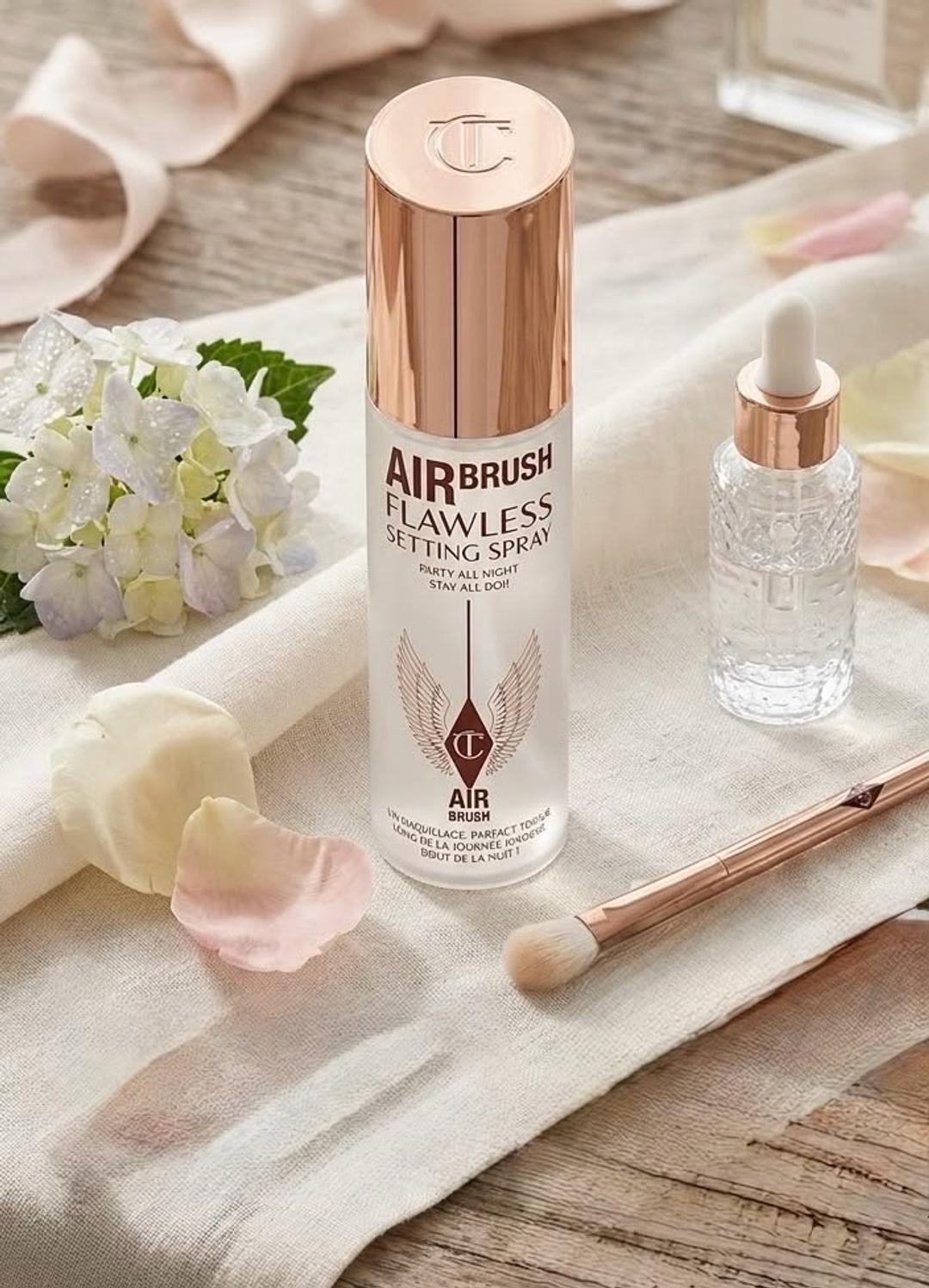 Charlotte Tilbury Спрей-фиксатор макияжа Charlotte Tilbury Airbrush Flawless Setting Spray — фото 2