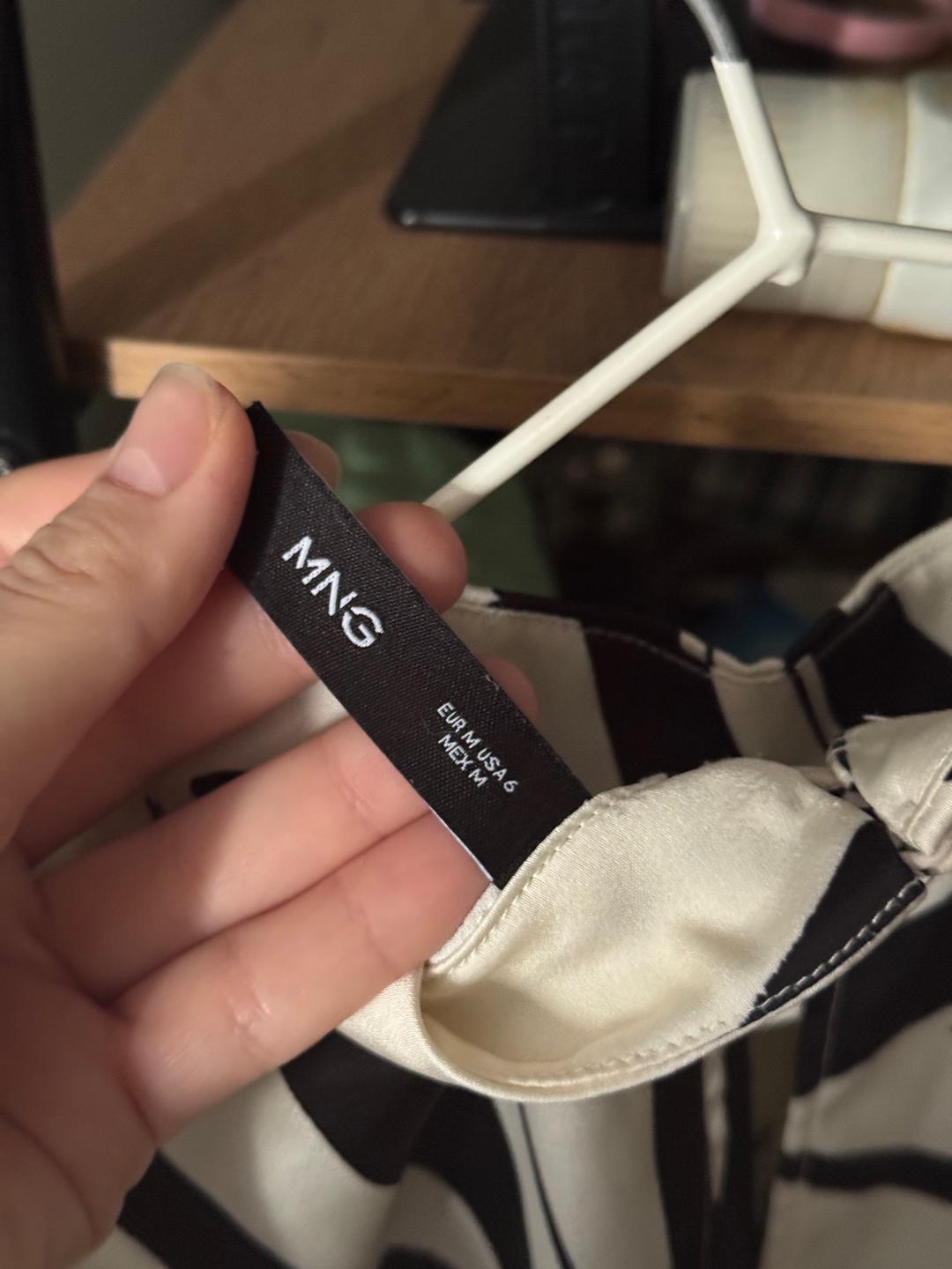 Mango Блуза  MANGO с абстрактным принтом идеальная для офиса рр М — фото 2