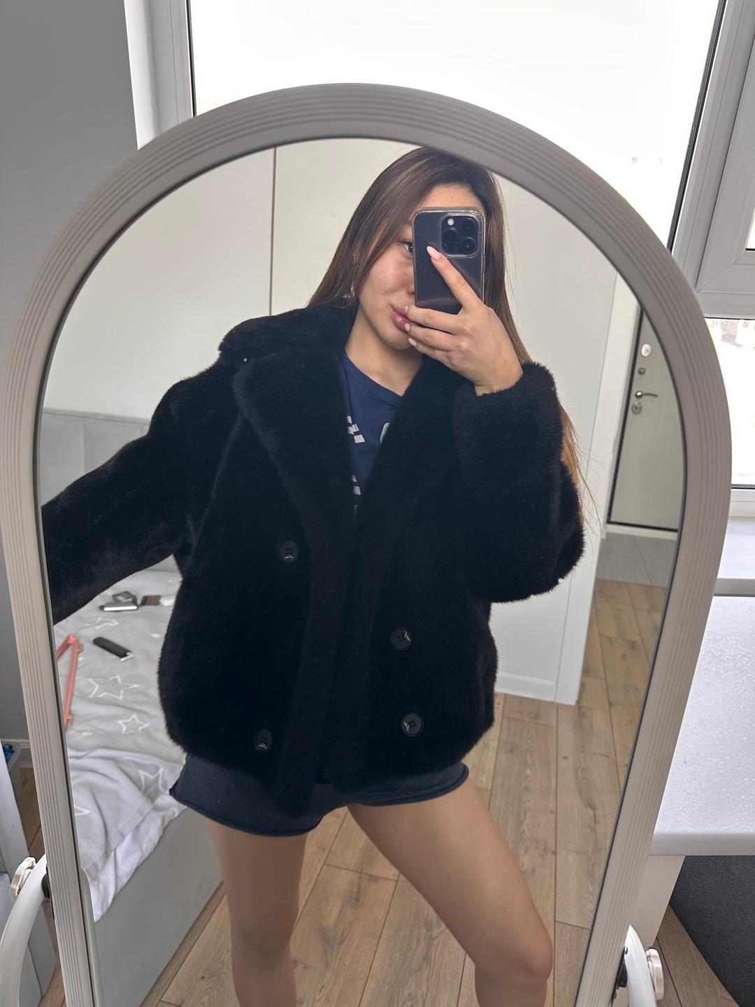 Ivy Angel Черная шуба — фото 2
