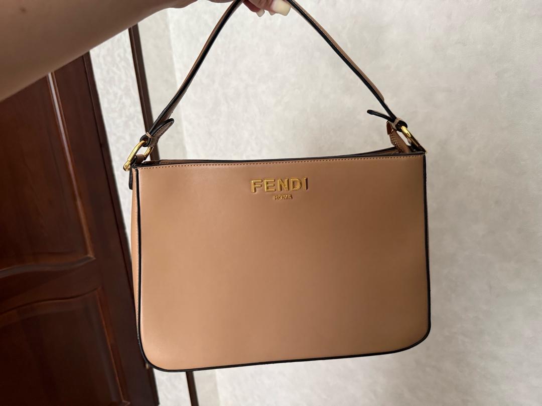 Fendi Сумка fendi новая — фото 2