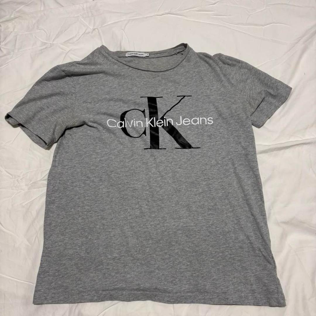 Calvin Klein Футболка Calvin Klein оригинал — фото 2