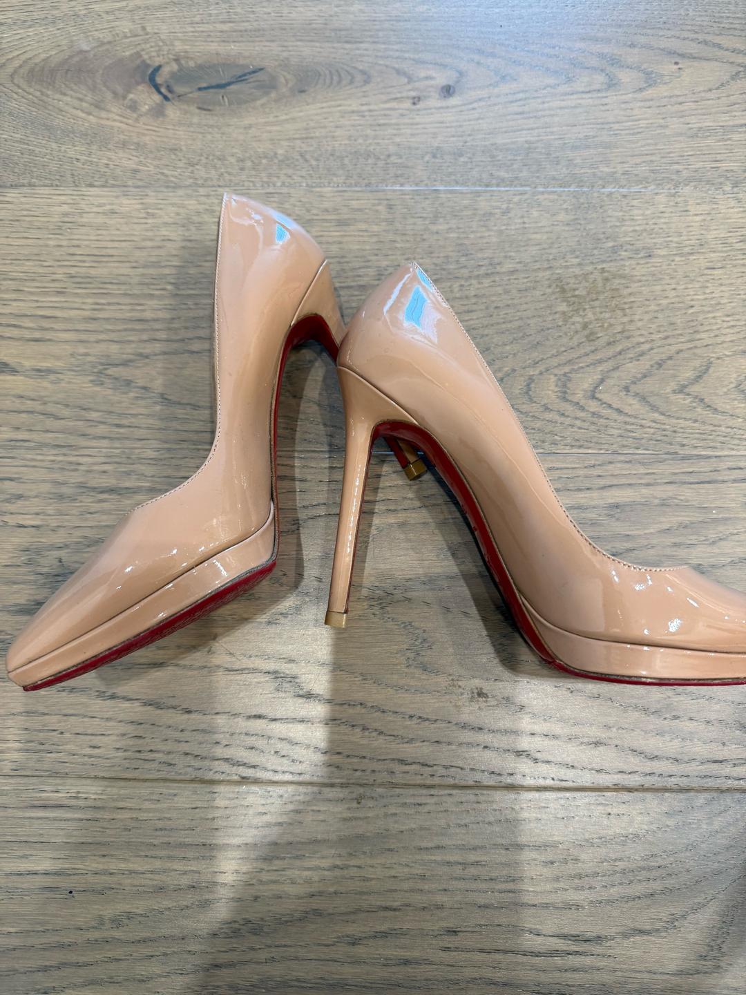 Christian Louboutin Продам туфли оригинал Christian Louboutin — фото 2