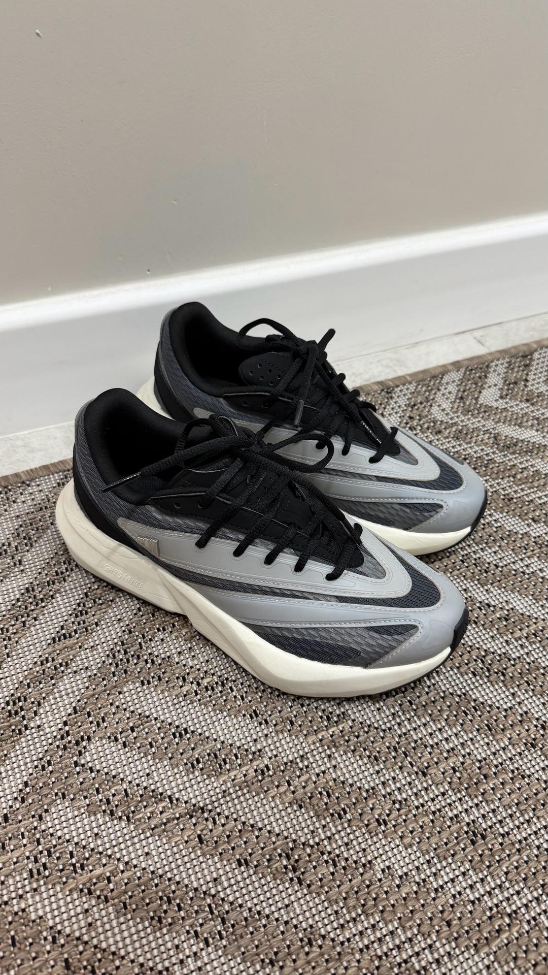 Adidas Кроссовки Adidas Lightblaze унисекс — фото 2