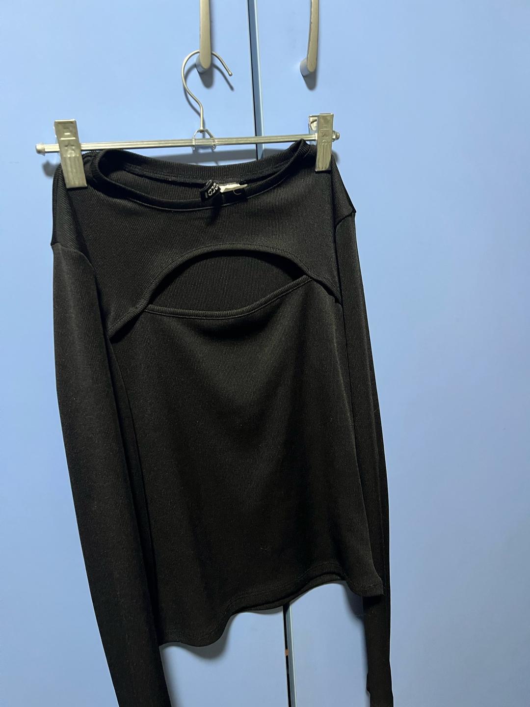 H&M Лонгслив H&M DIVIDED с вырезом — фото 2