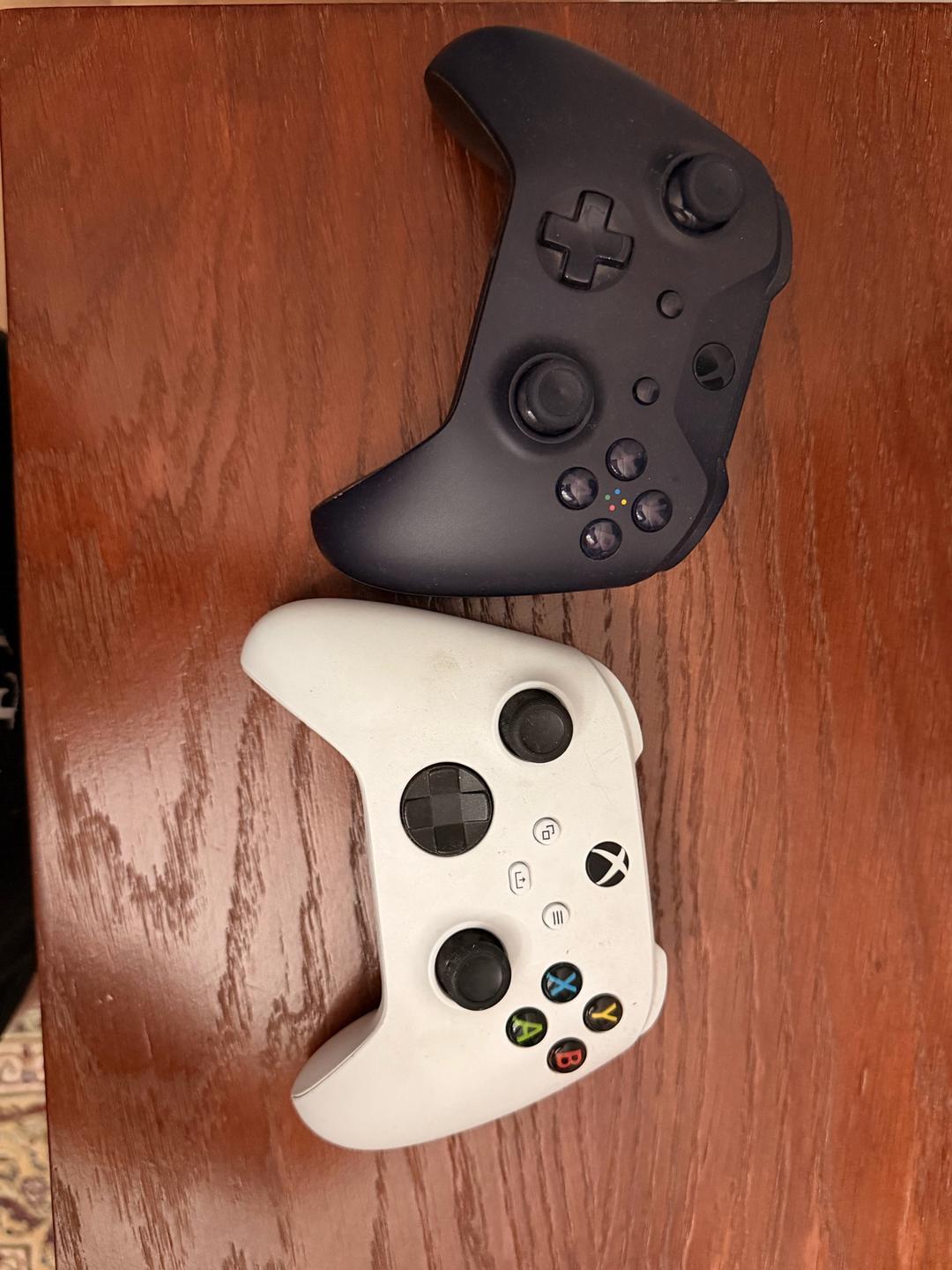Xbox Xbox Series S – 1TB Carbon (с 2мя джойстиками) — фото 2