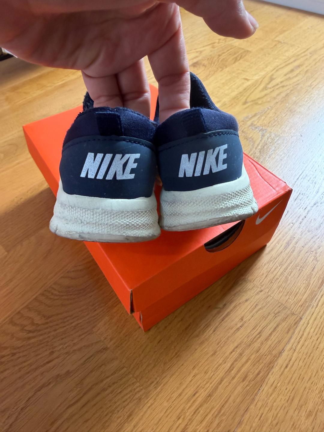Nike Nike кроссовки детские — фото 2