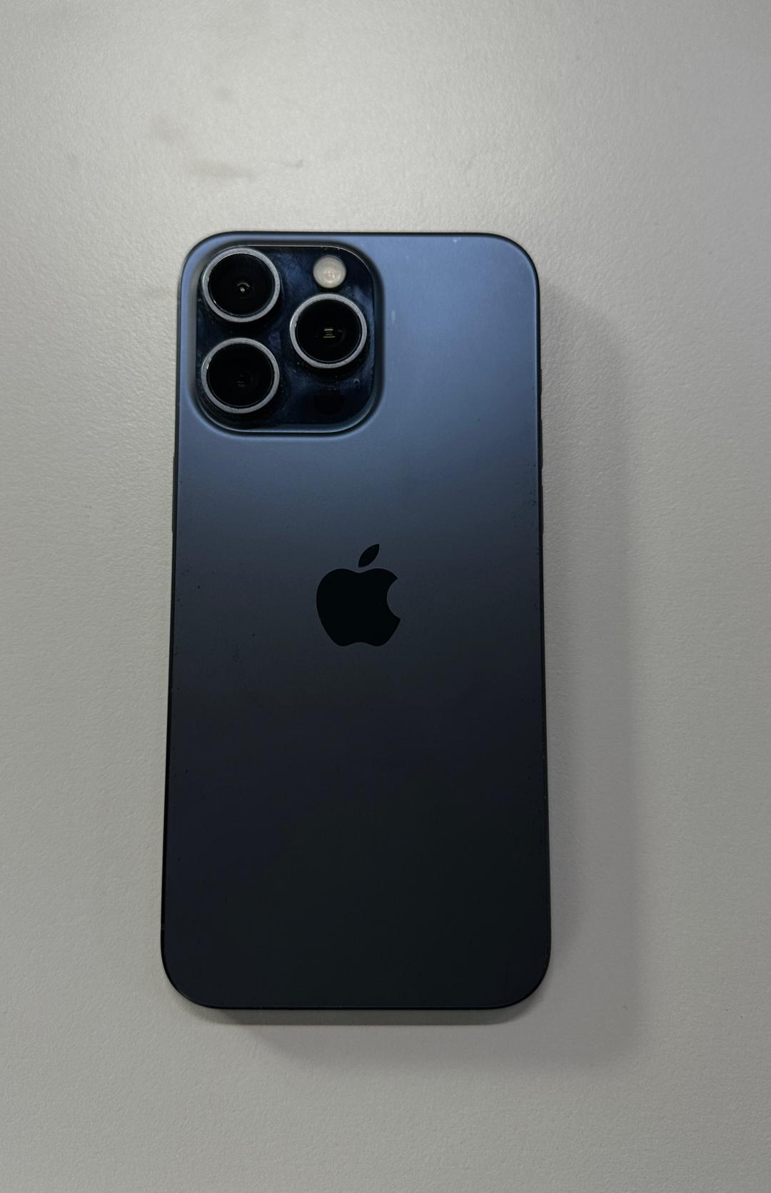 Apple iphone 15 pro max — фото 2