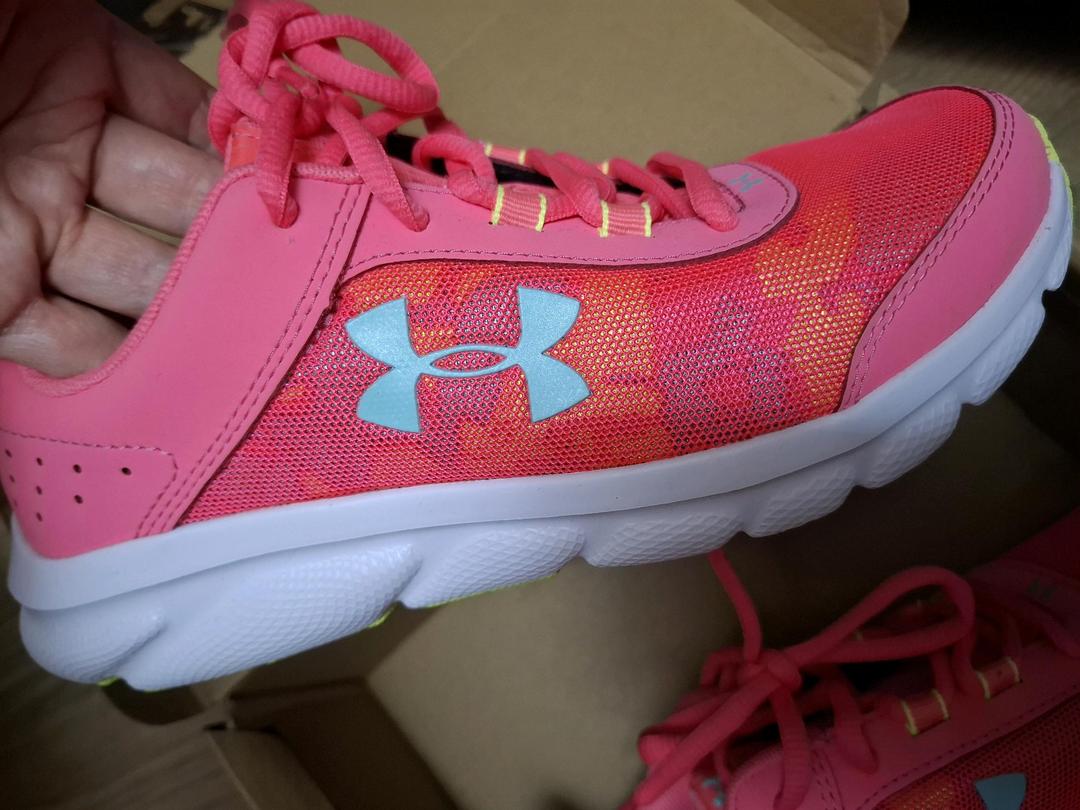 Under Armour Кроссовки женские оригинал — фото 2