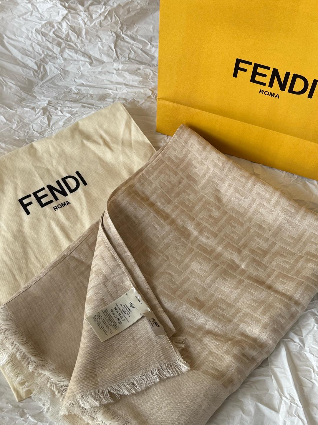 Fendi Большой платок Fendi — фото 2