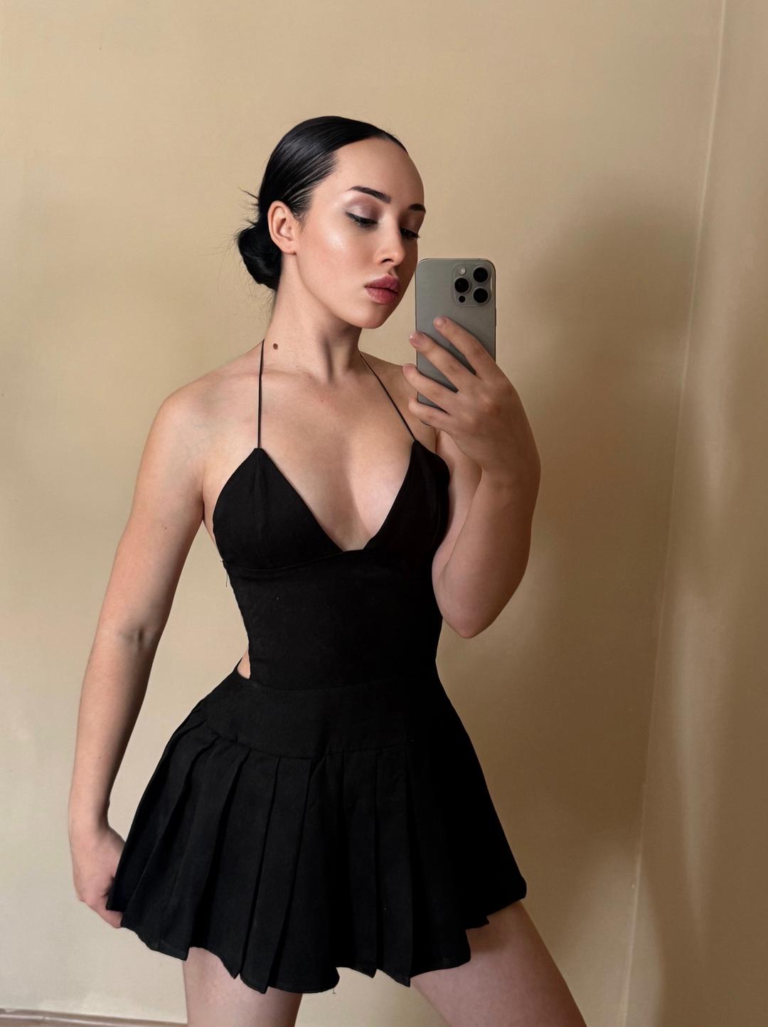 SHEIN Мини-платье с открытой спиной и декоративными бабочками — фото 2