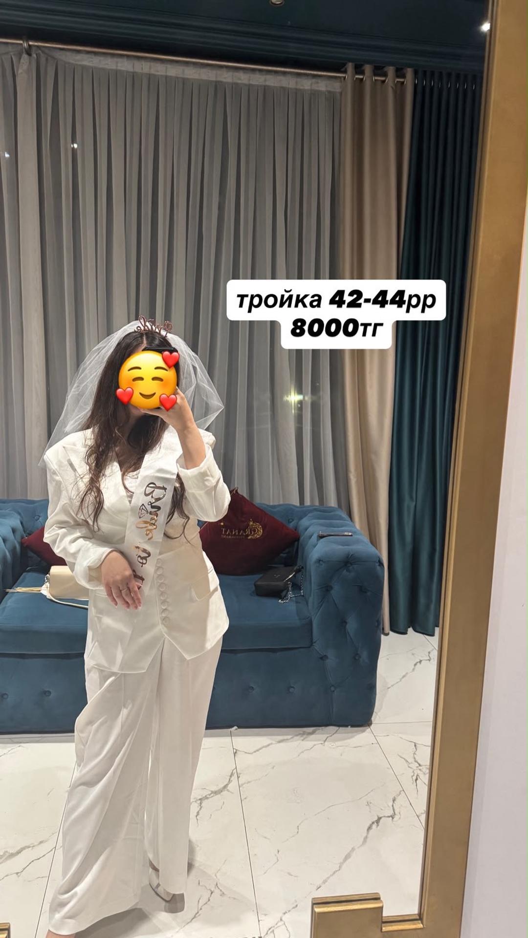 Нет бренда все платья в хорошем состоянии — фото 2