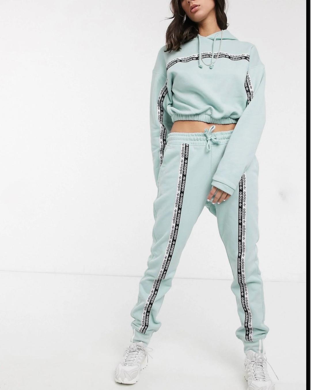 Adidas Спортивный костюм Adidas — фото 2