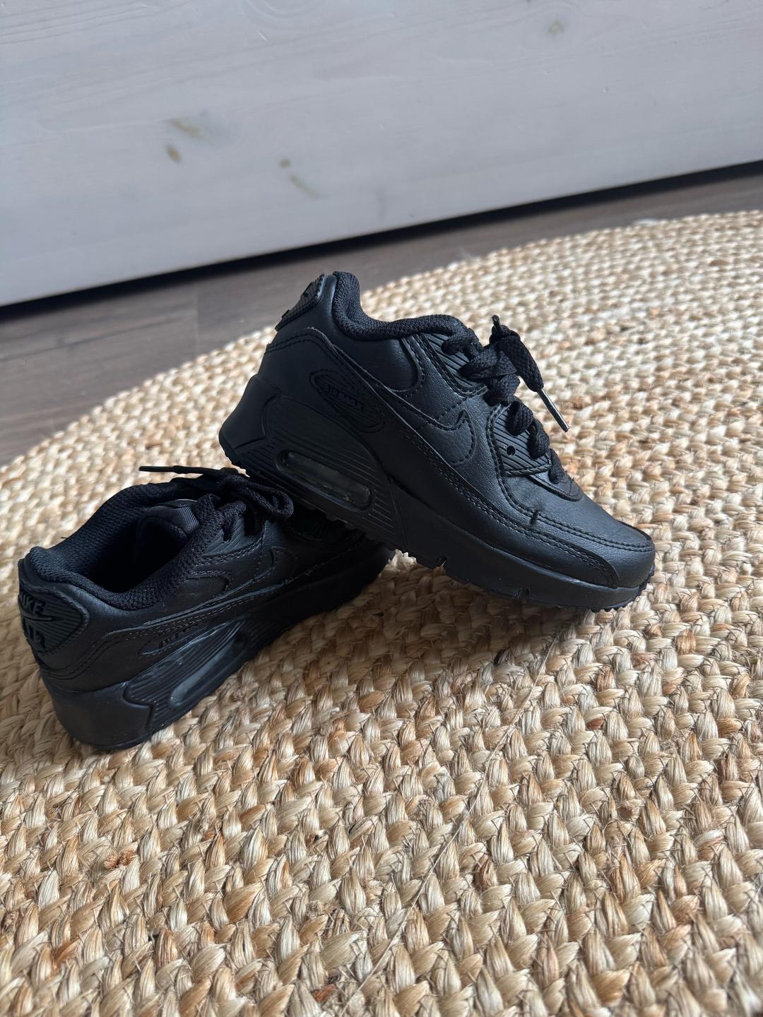 Nike Кроссовки Nike черные — фото 2