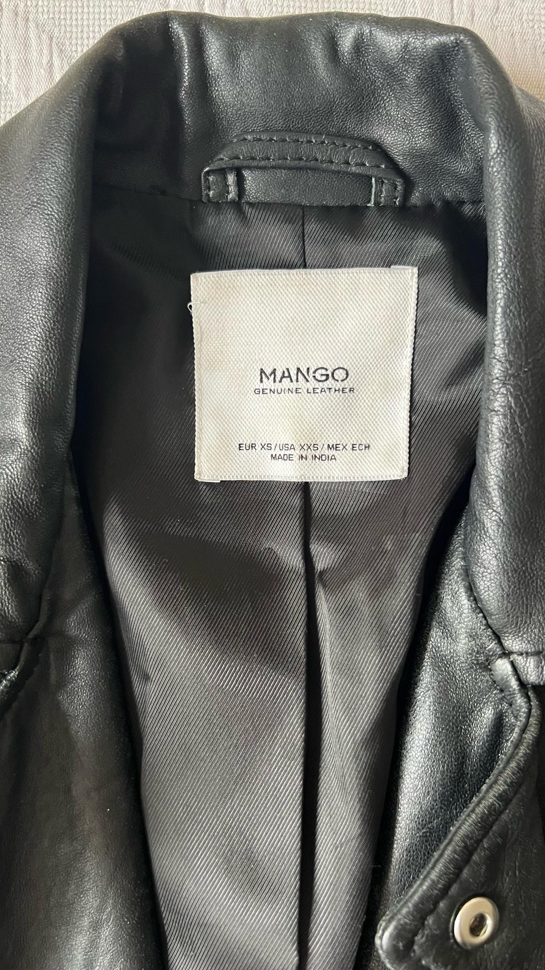 Mango Кожаная куртка черного цвета — фото 2