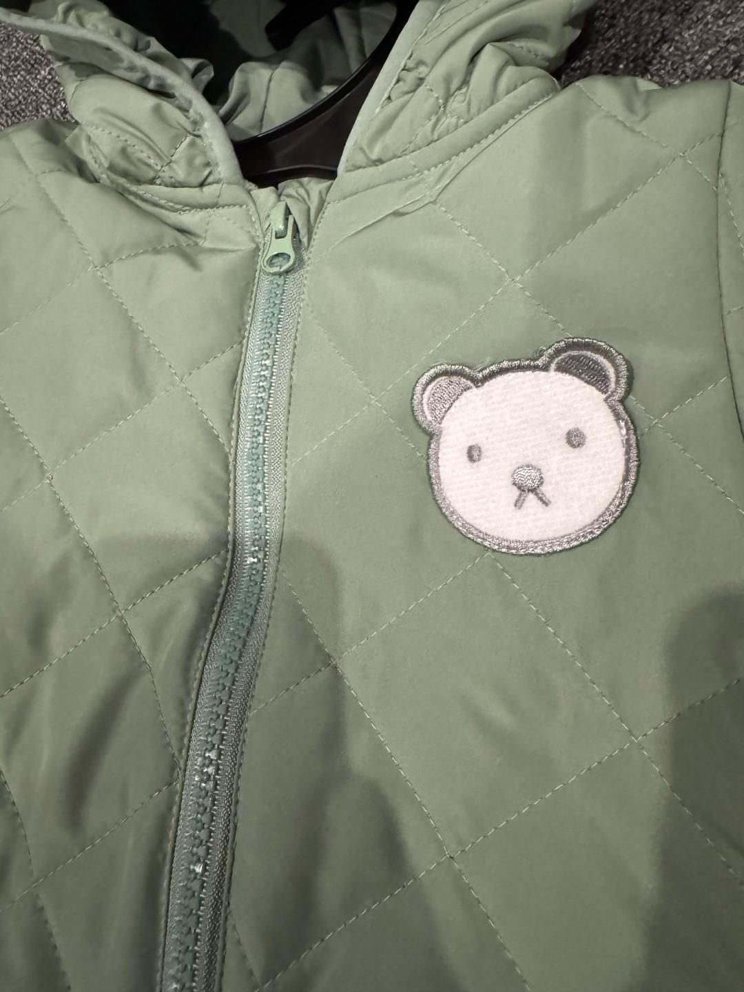 Нет бренда Продам новый утепленный комбинезон для малыша 💚🐻 — фото 2