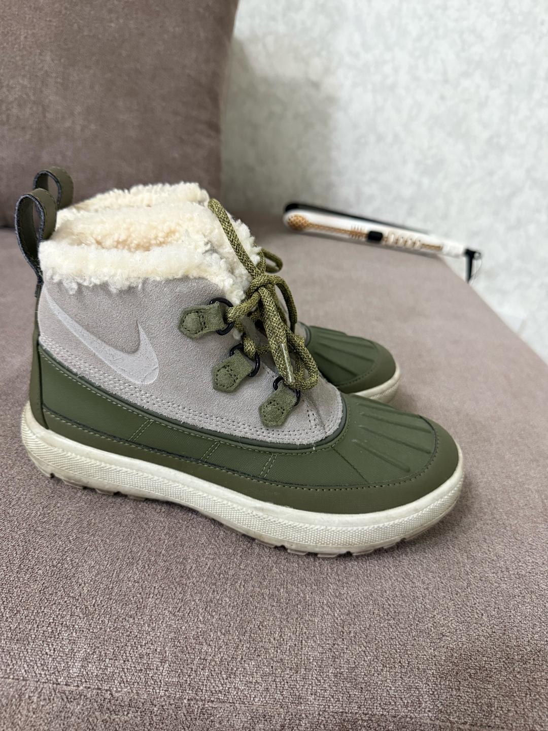 Nike Nike женские ботинки — фото 2