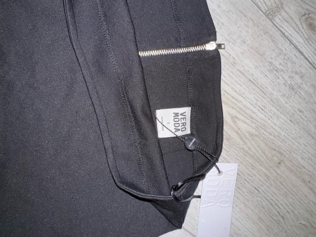Vero Moda Черная мини юбка — фото 2
