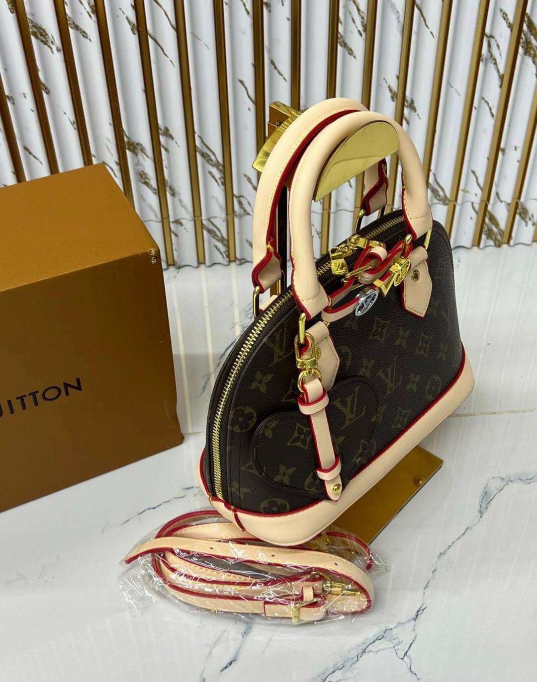 Louis Vuitton Сумка Louis Vuitton — фото 2