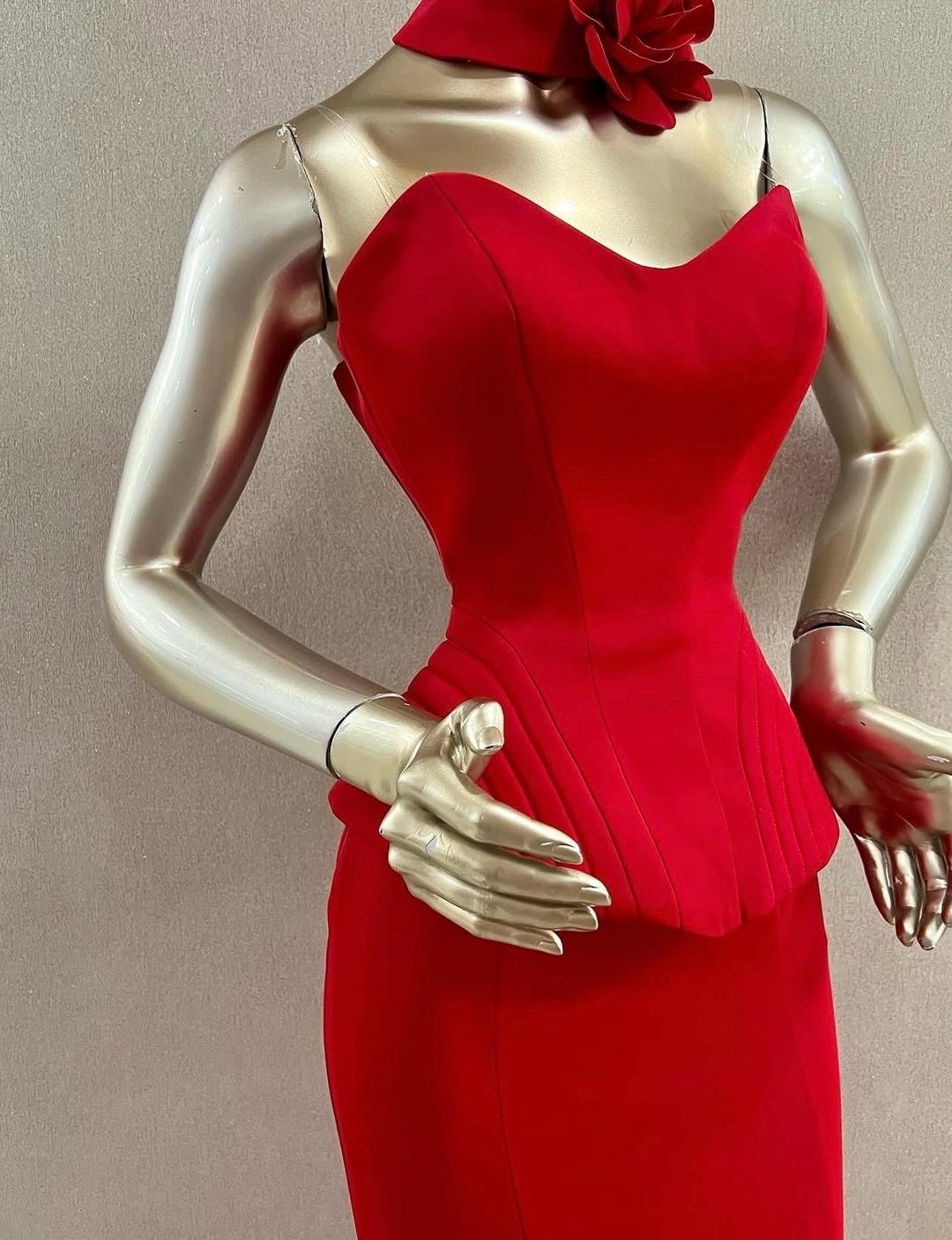 PRIMA LA SPOSA ❤️‍🔥 КРАСНОЕ ПЛАТЬЕ, КОТОРОЕ СОБИРАЕТ ВСЕ ВЗГЛЯДЫ ❤️‍🔥 — фото 2