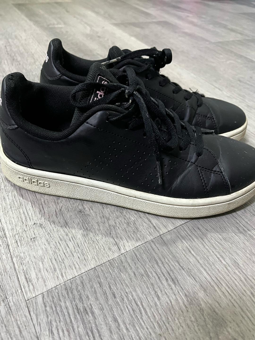 Adidas Продам кроссовки Адидас — фото 2