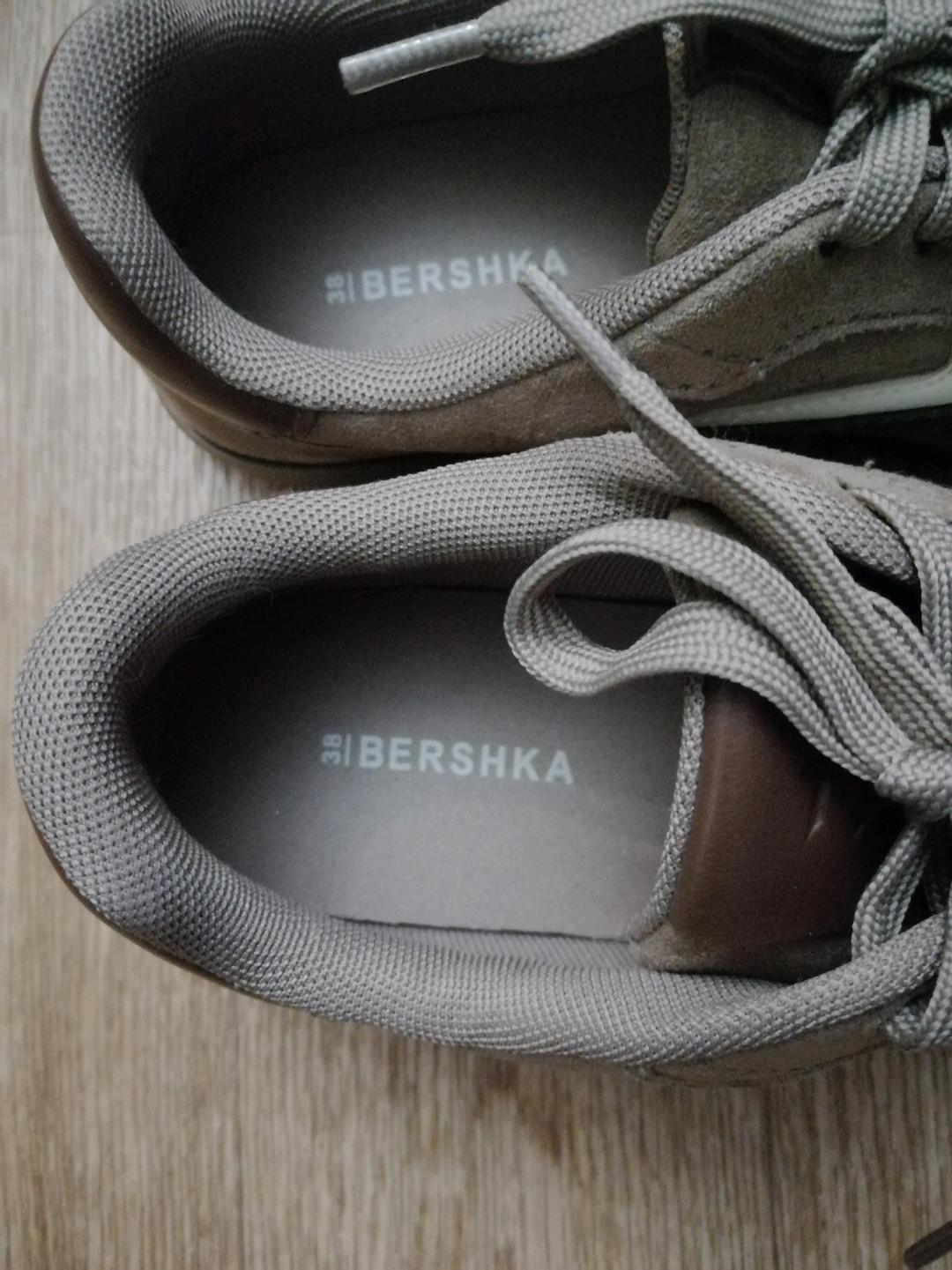 Bershka Кроссовки женские — фото 2