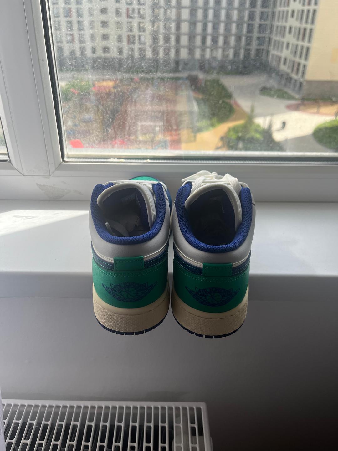 Jordan Продам новые  кроссовки Air Jordan — фото 2