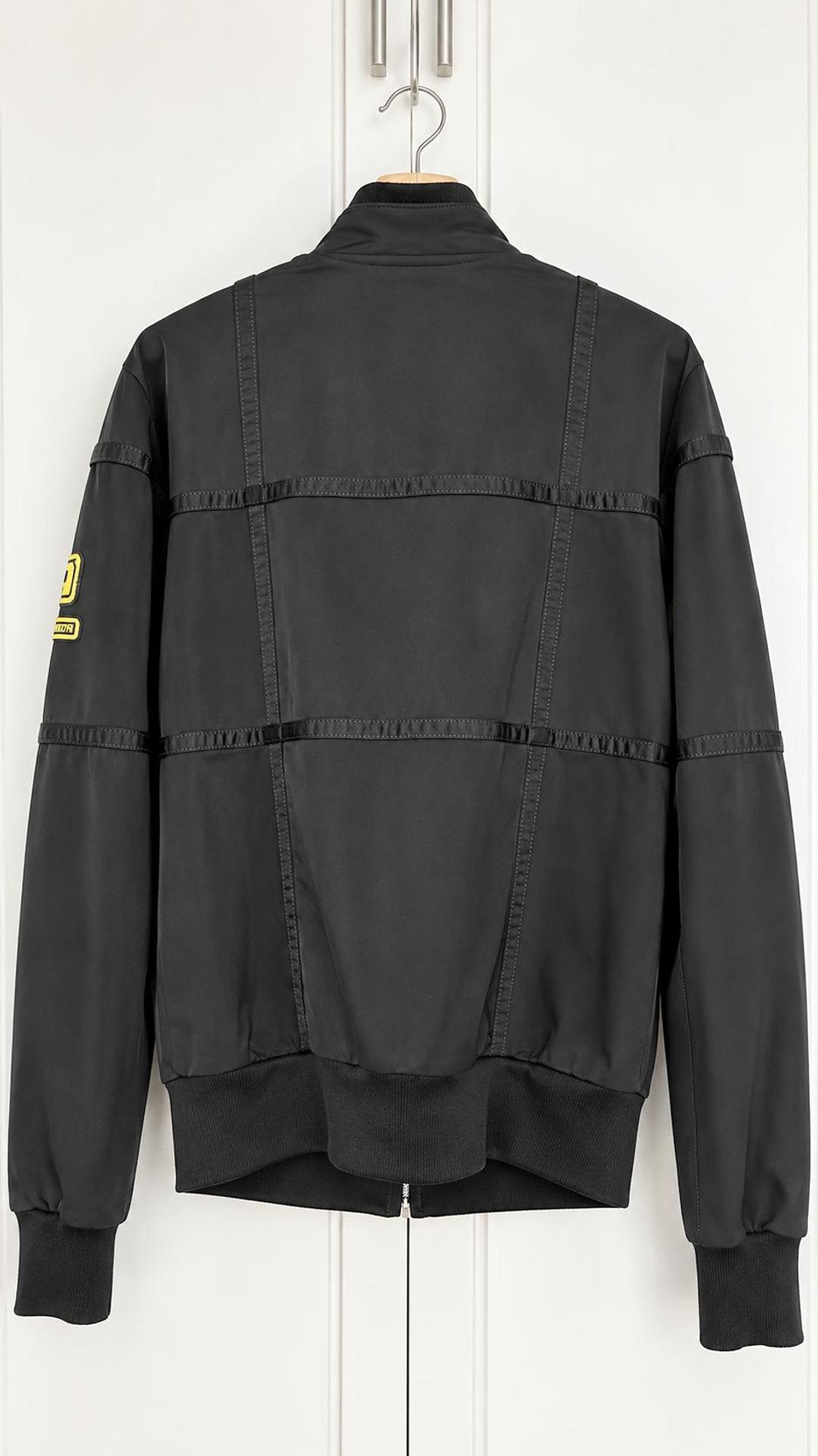 Carhartt Vintage Carhartt - чёрная куртка-бомбер с тонким  флисом. — фото 2