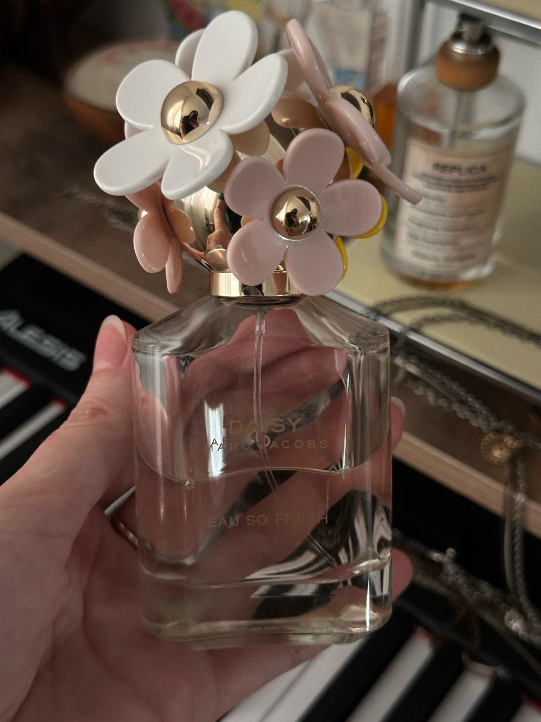 Marc Jacobs Парфюм Daisy от Марка Джейкобса — фото 2