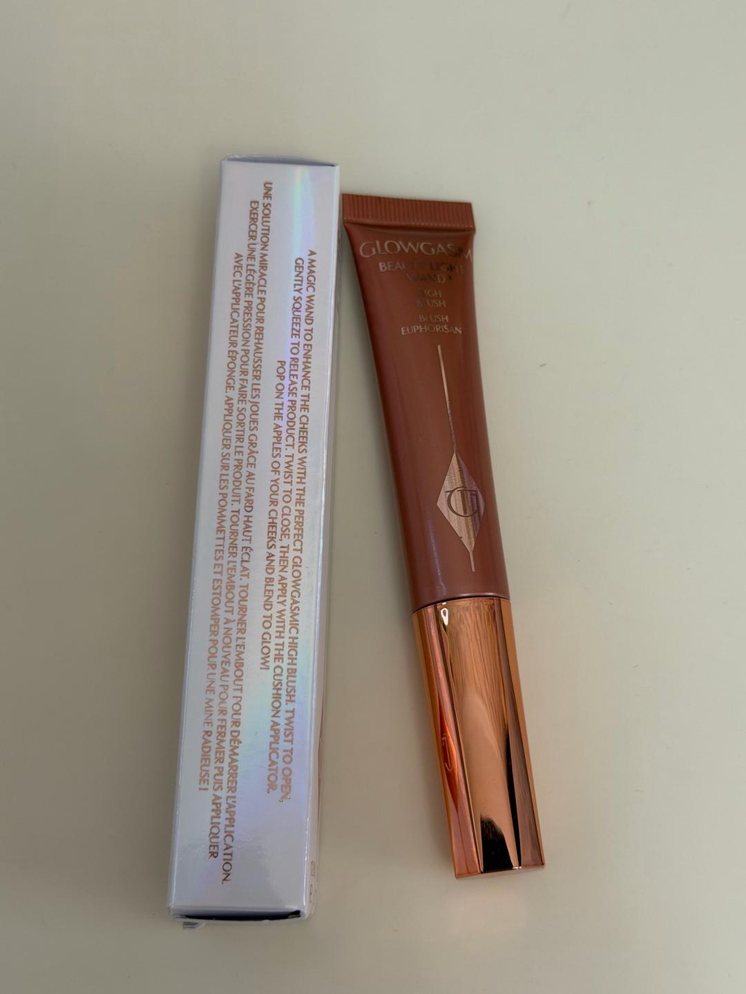 Charlotte Tilbury Румяна Charlotte Tilbury Glowgasm Beauty Light Wand — фото 2